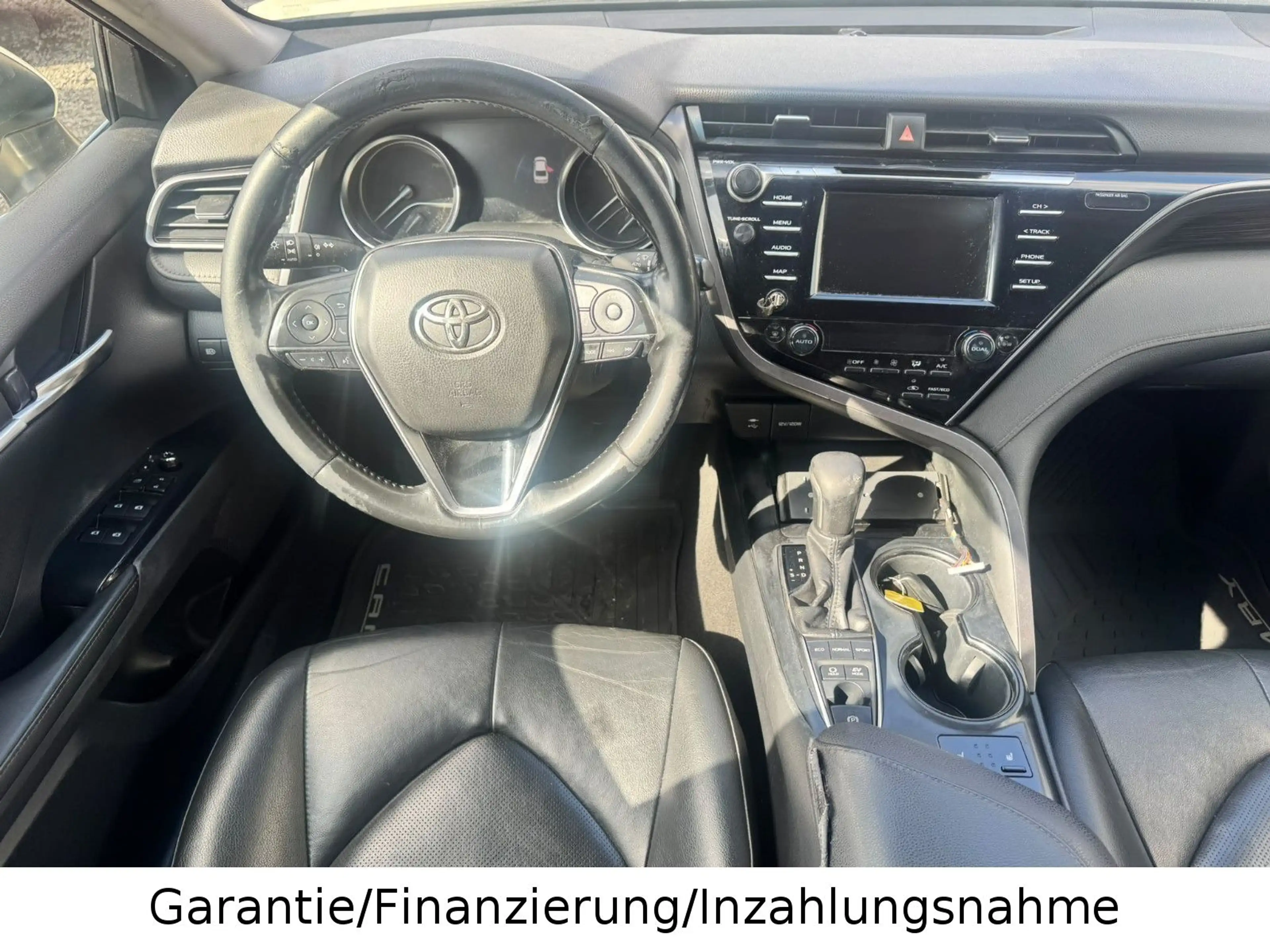 Toyota Camry Hybrid BusinessEdition*1.HD*TüvNeu*Volleder — photo 11