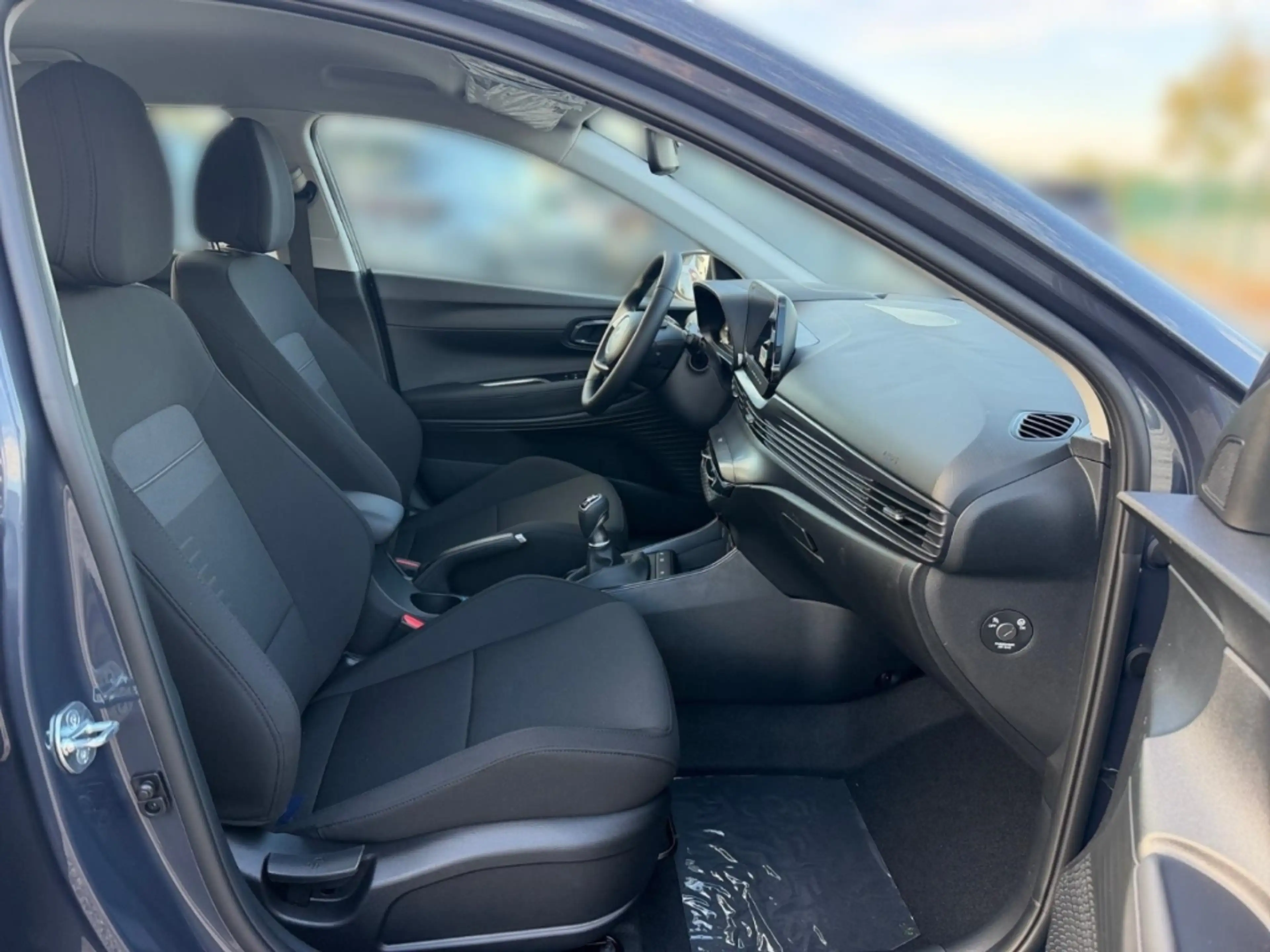 Hyundai BAYON Trend 2WD Navi Digitales Cockpit LED Apple CarPlay — photo 14