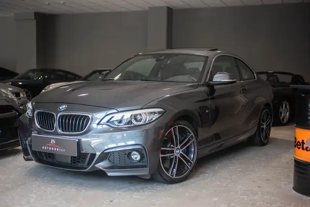 BMW 230
