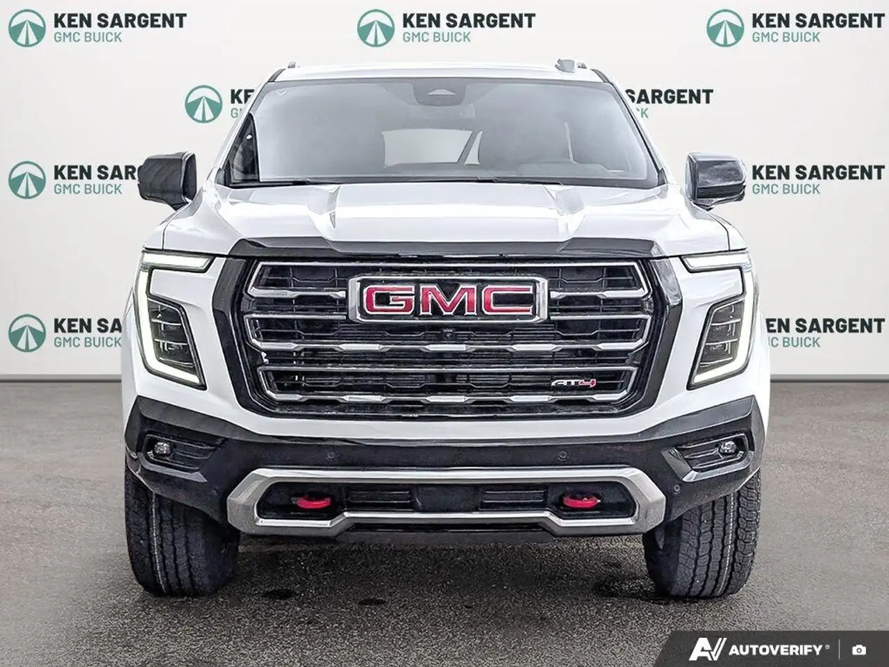 GMC Yukon снимка GMC Yukon