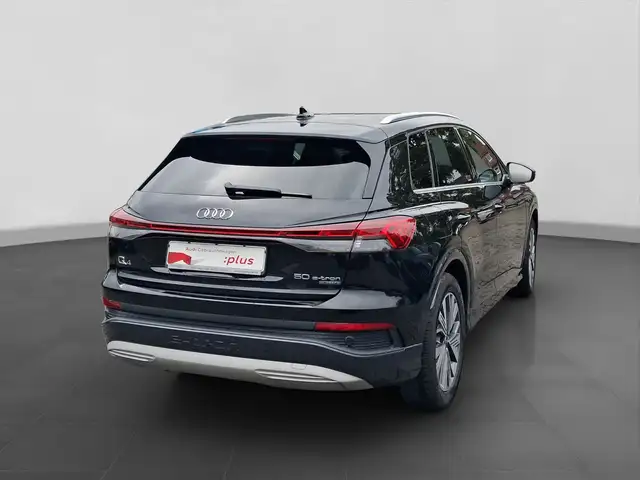 Audi Q4 E-Tron view 3
