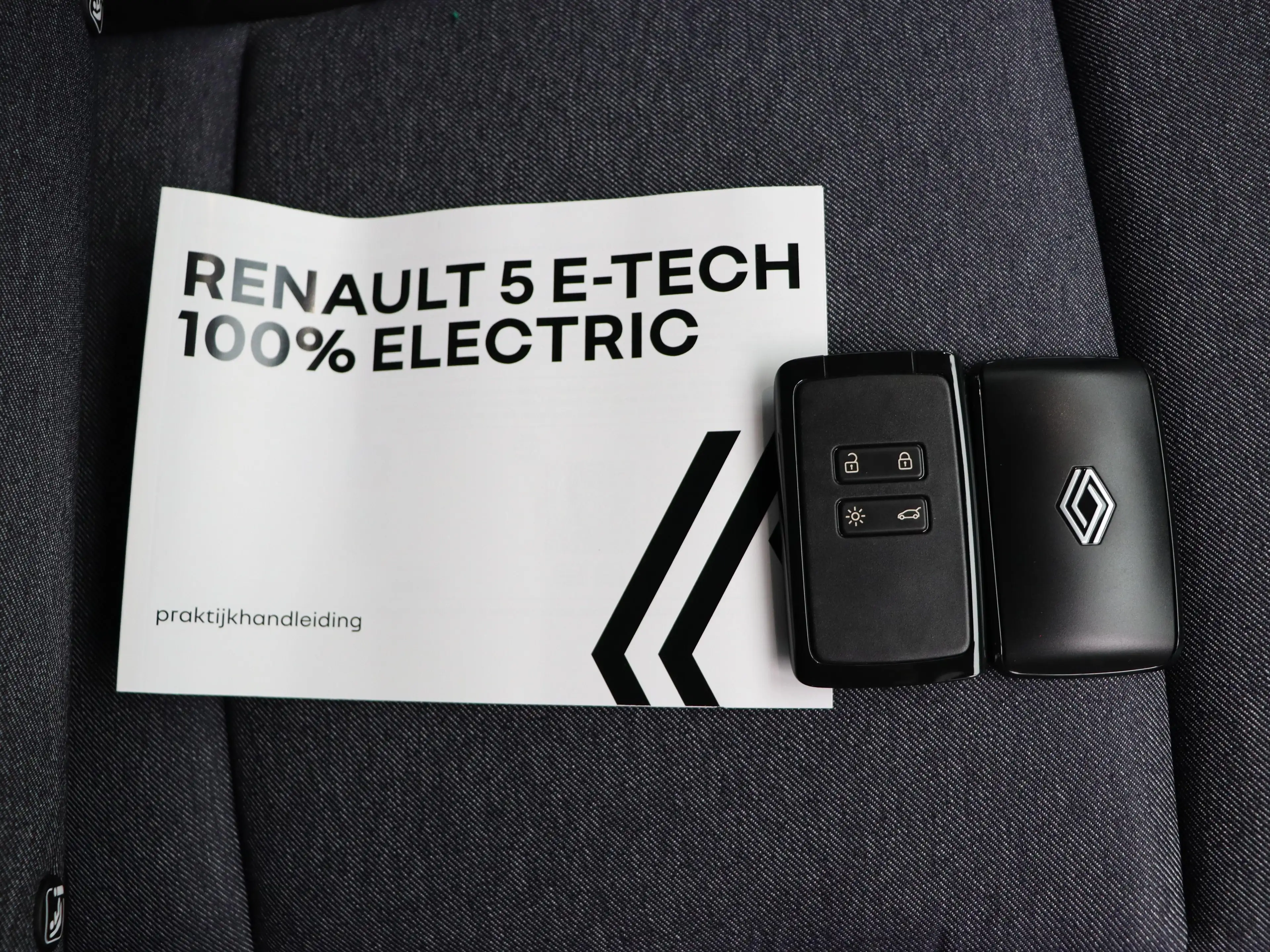 Renault R 5 Techno Comfort range | Achteruitrijcamera | ISOFIX — photo 14