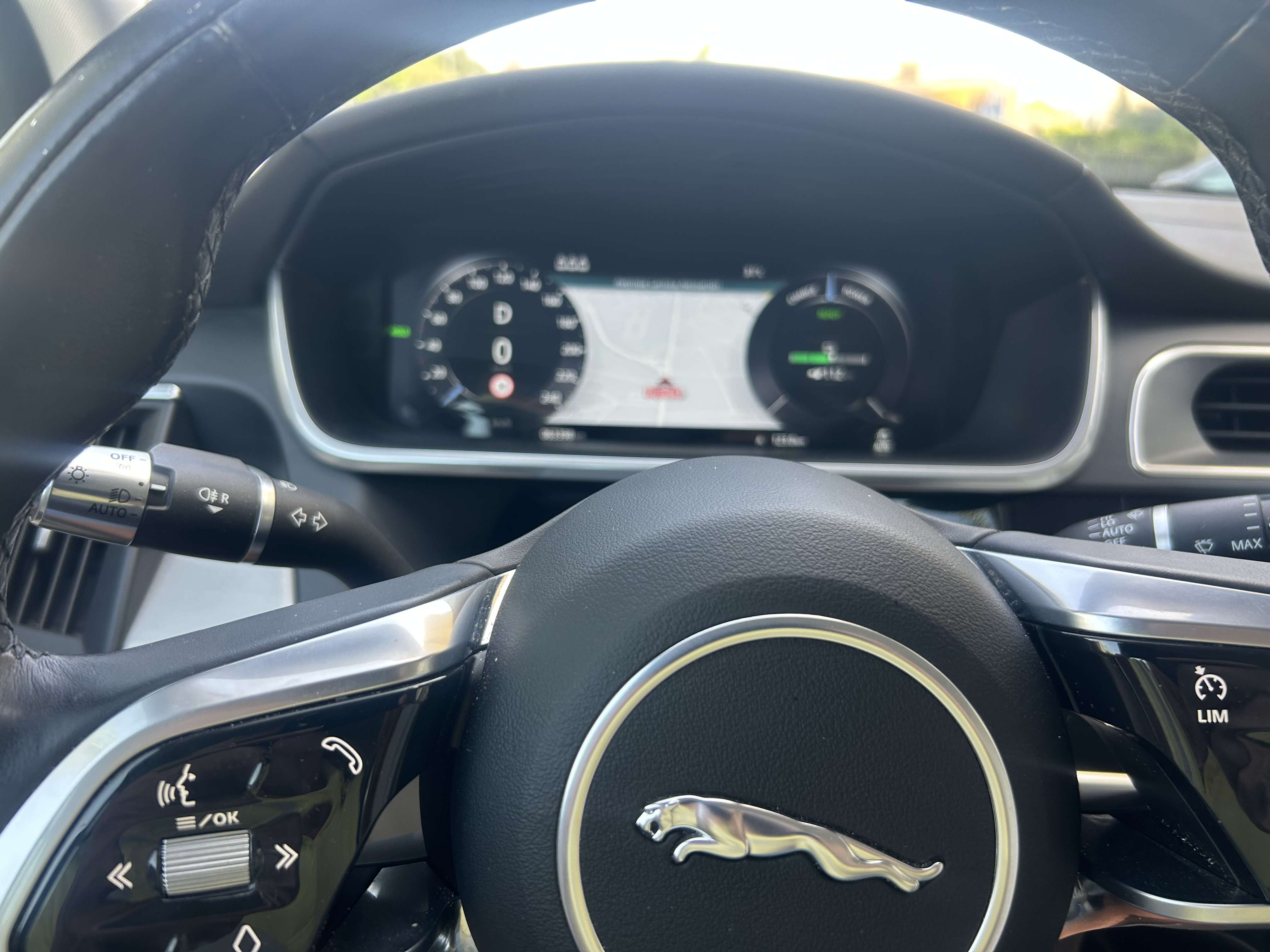 Jaguar I-Pace EV400 AWD SE - foto 1