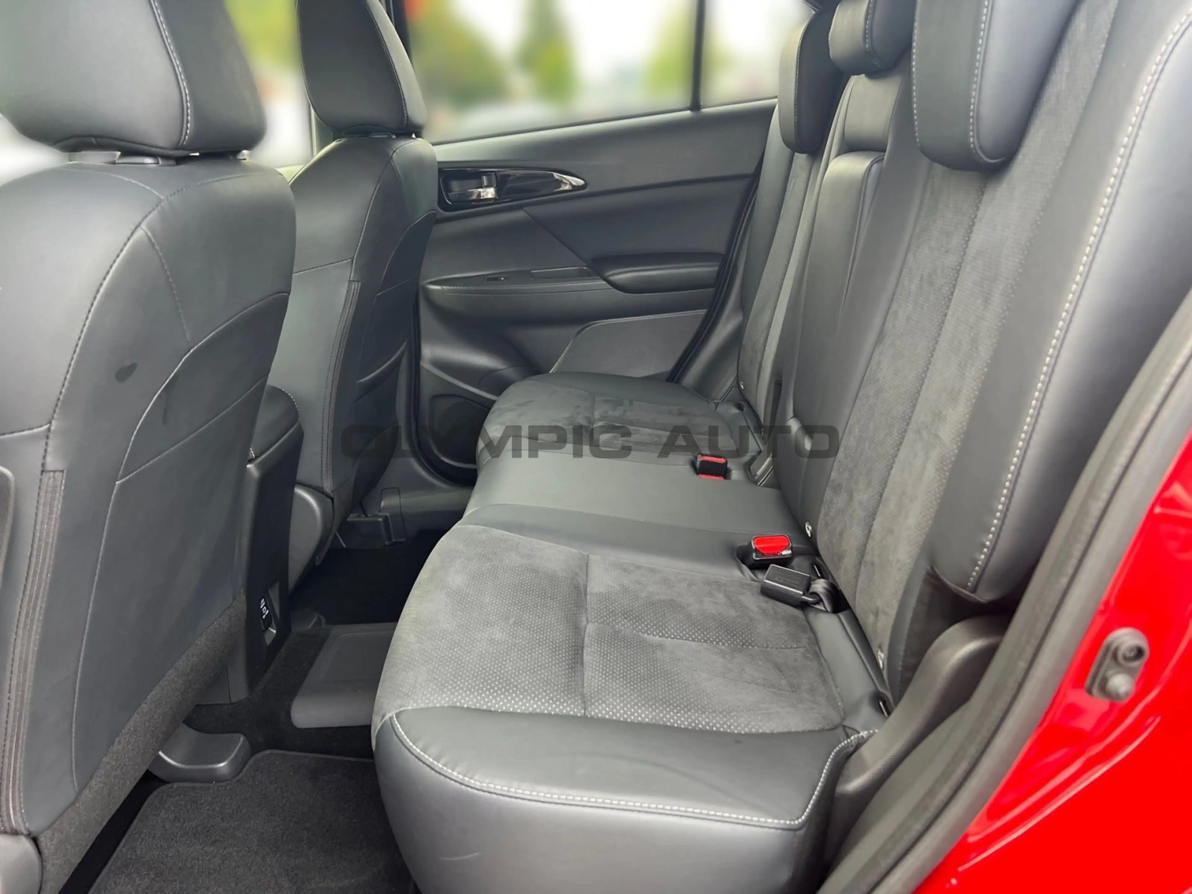 Mitsubishi Eclipse Cross Plug-in Hybrid Plus 2,4 NAVI KAMER — photo 11