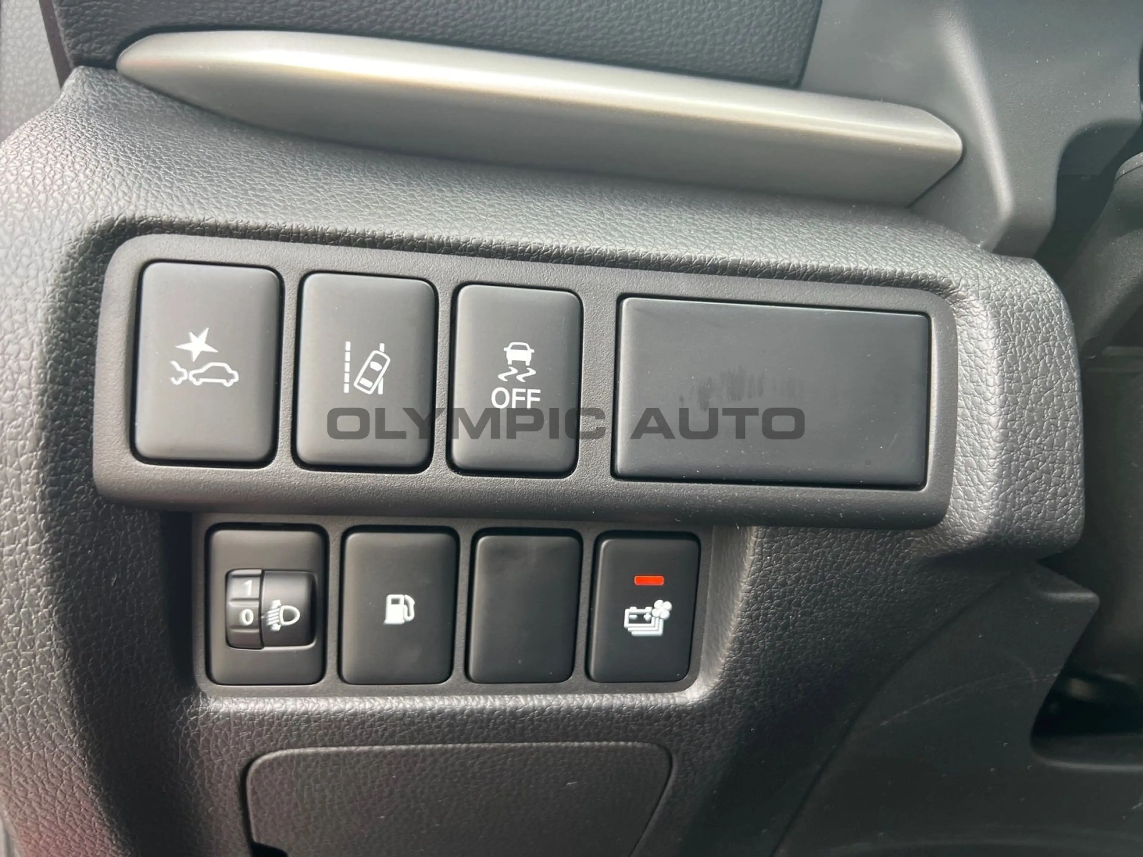 Mitsubishi Eclipse Cross Plug-in Hybrid Plus 2,4 NAVI KAMER — photo 14