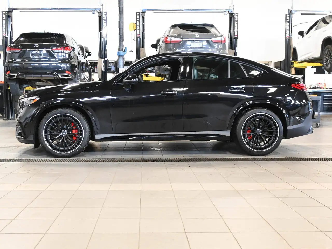 Mercedes-Benz GLC снимка Mercedes-Benz GLC