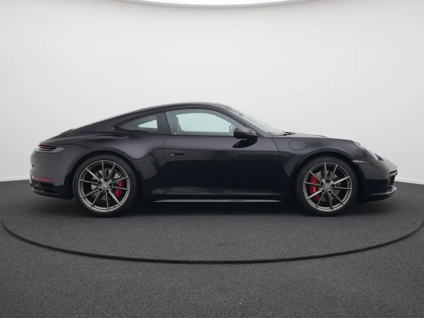 Porsche 992 Carrera S Noir - 2