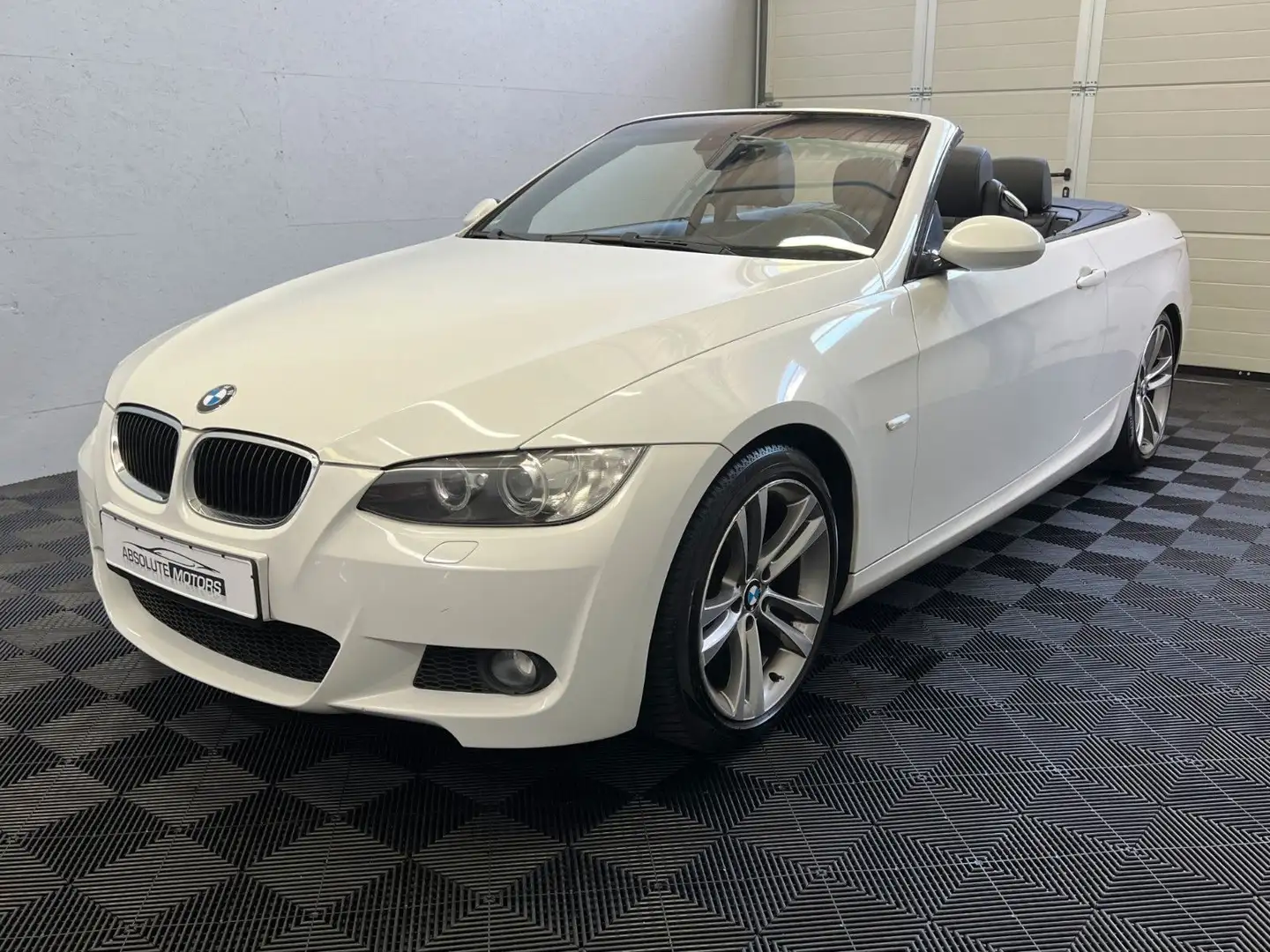 BMW 320 i M-Paket Cabrio E93 *Leder *1.Hd Weiß - 1