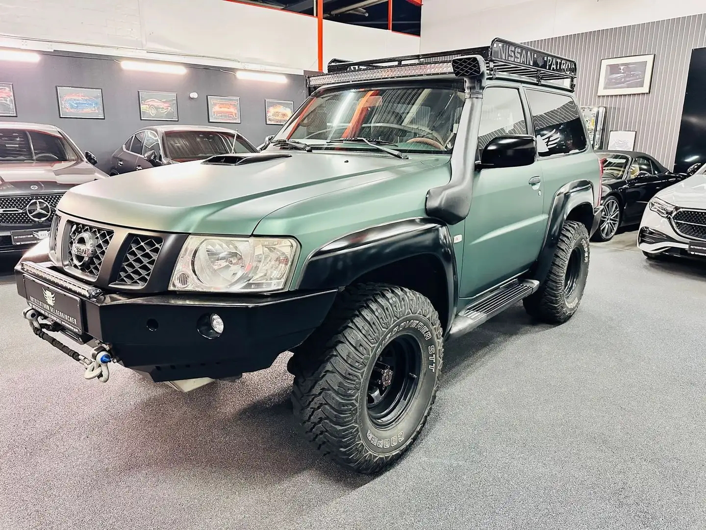 Nissan Patrol 3.0 XE Plus Argintiu - 1