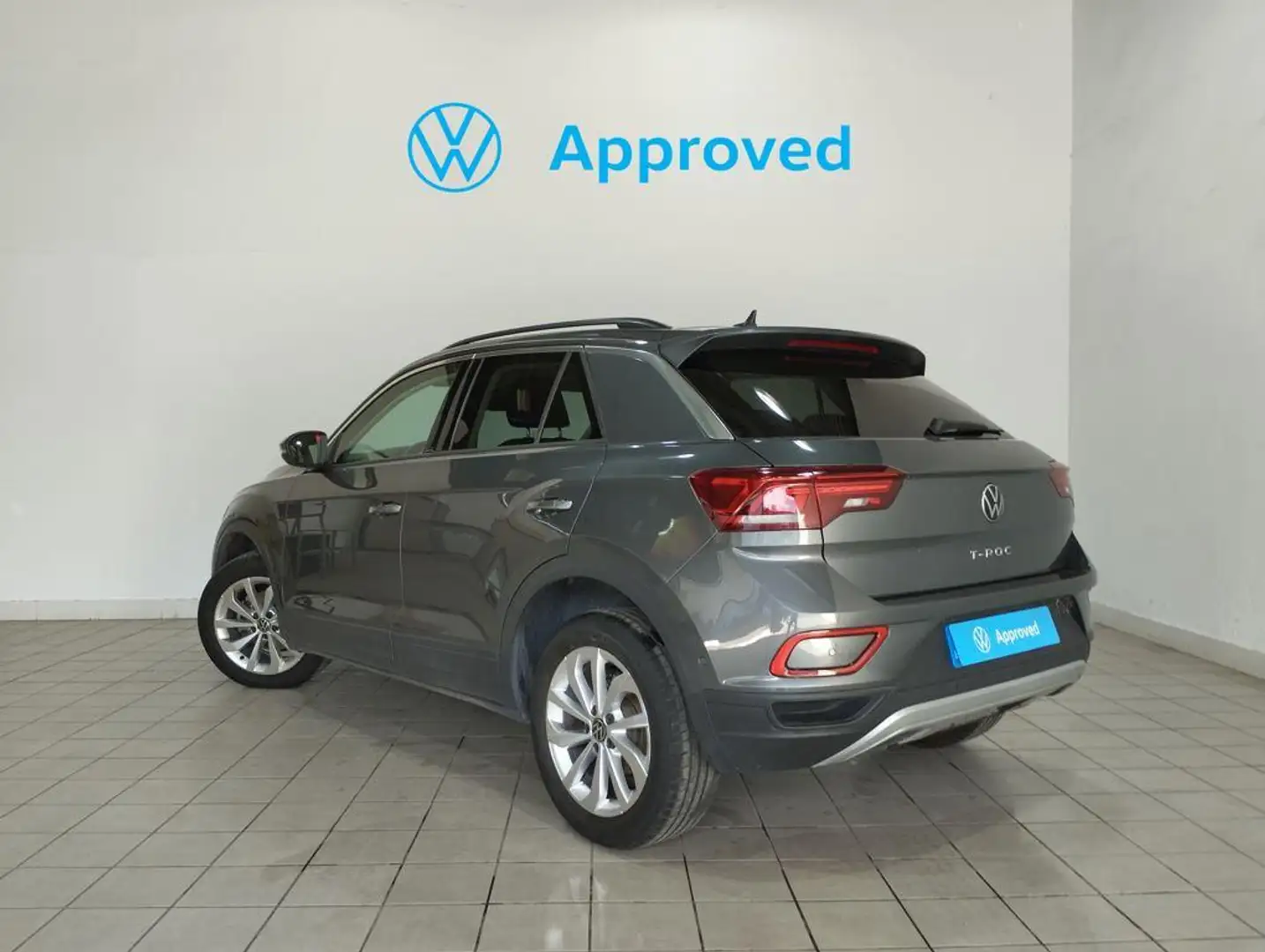 Volkswagen T-Roc 1.0 TSI Life 81kW Gris - 2