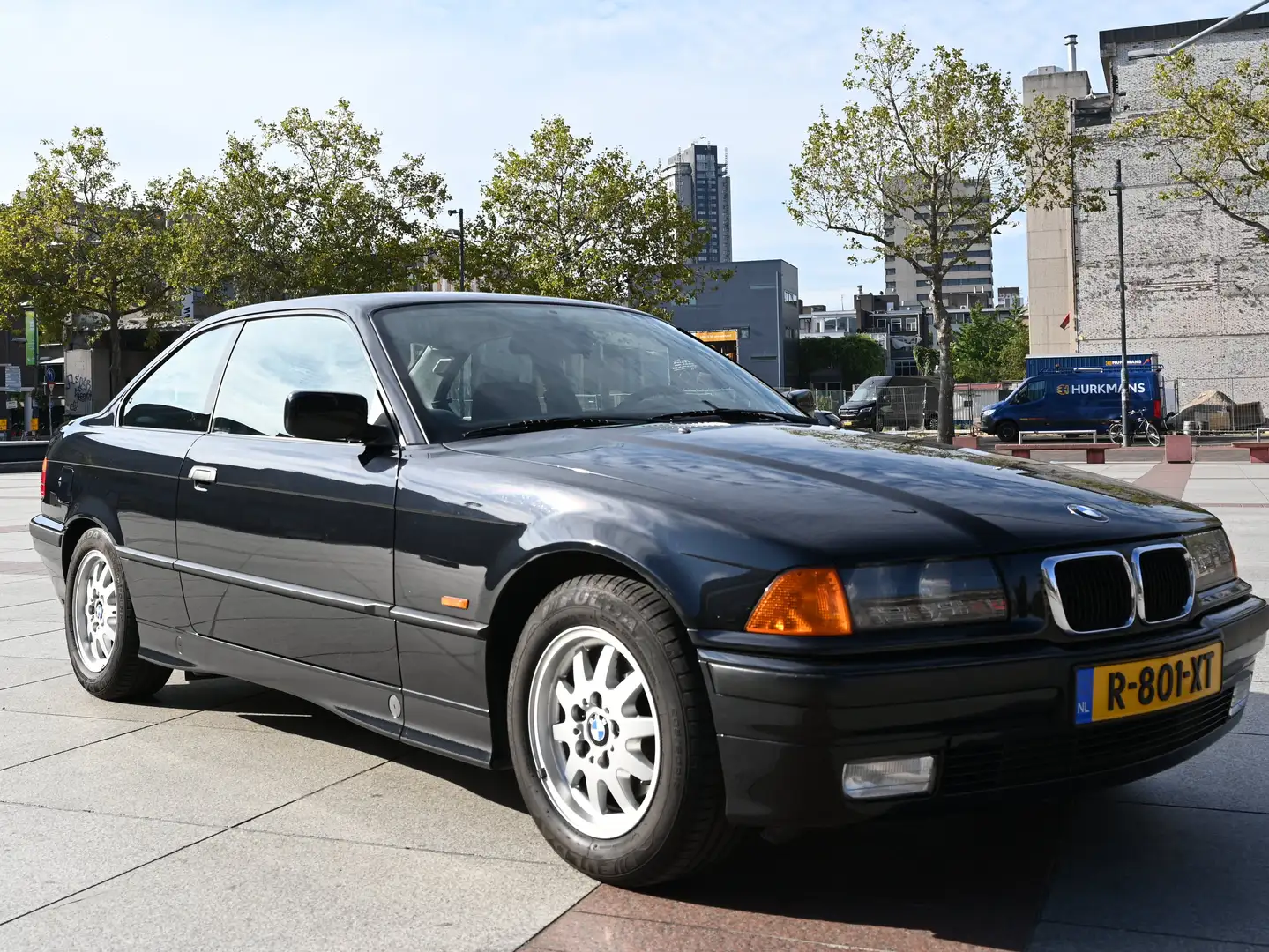 BMW 318 318iS Fekete - 2