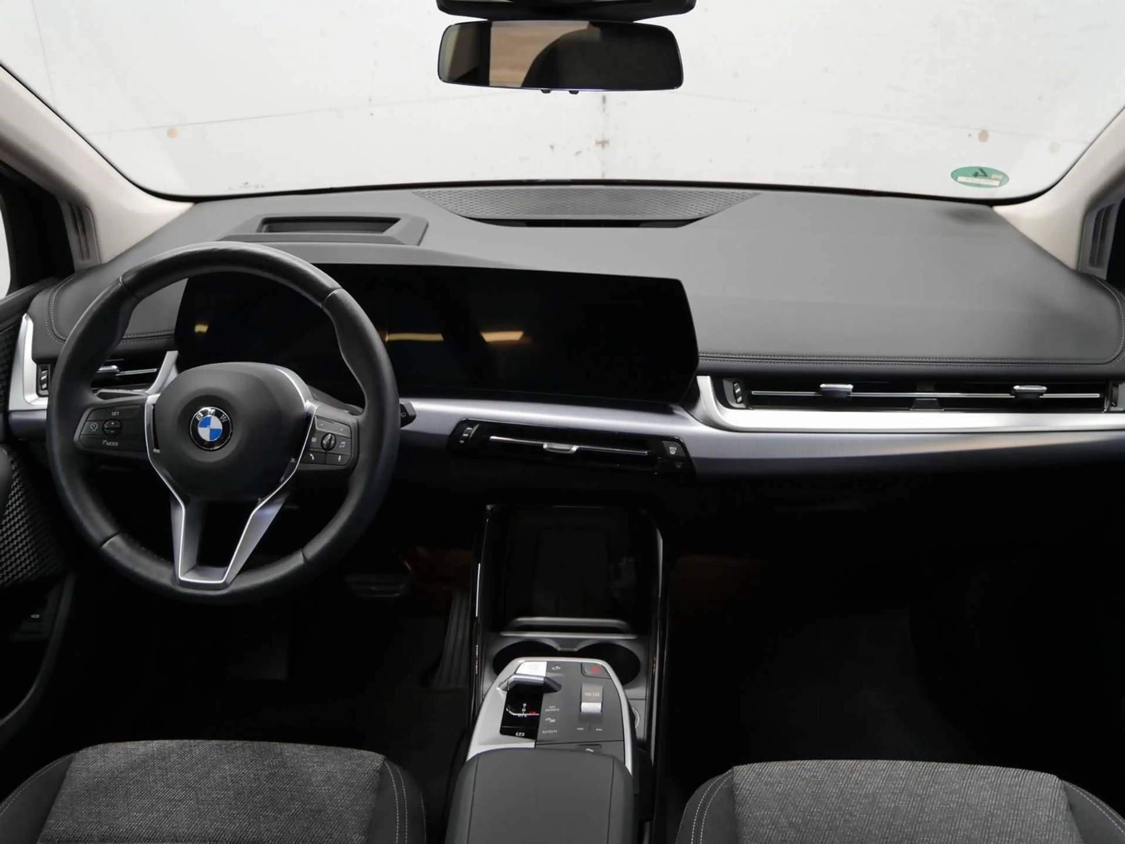 BMW 220 d Active Tourer //HUD Stop&Go AHK Kamera — photo 5
