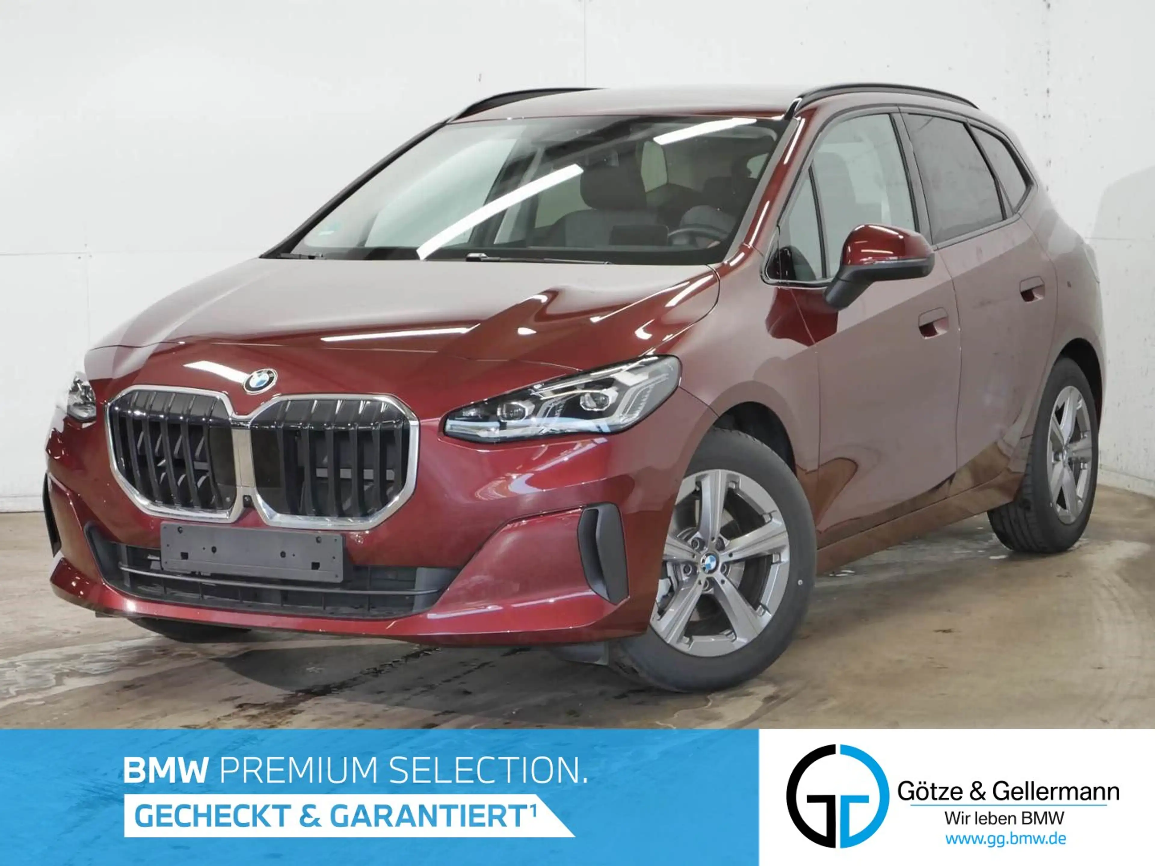 BMW 220 d Active Tourer //HUD Stop&Go AHK Kamera