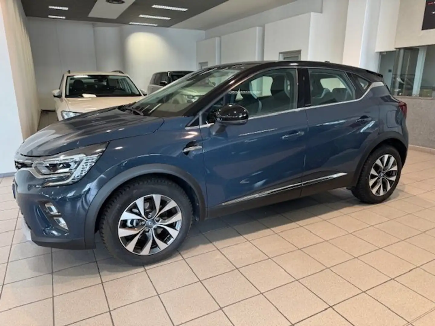 Renault Captur Captur II 1.6 E-Tech Hybrid Plug in Intense Grigio - 2
