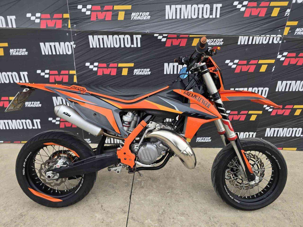 KTM 125 SX Motard Cerburatore Video 360