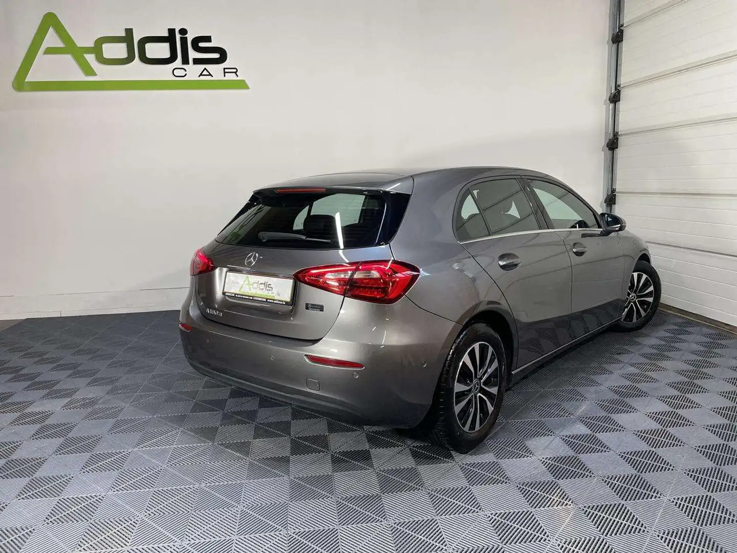 Mercedes-Benz A 180 D 116 7G-DCT PROGRESSIVE LINE GPS Gris - 2