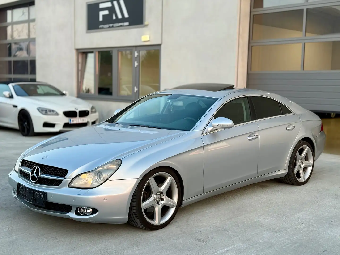 Mercedes-Benz CLS 320 CLS 320/350CDI,Schiebedach,HarmanKardon,19Zoll AMG Gris - 1