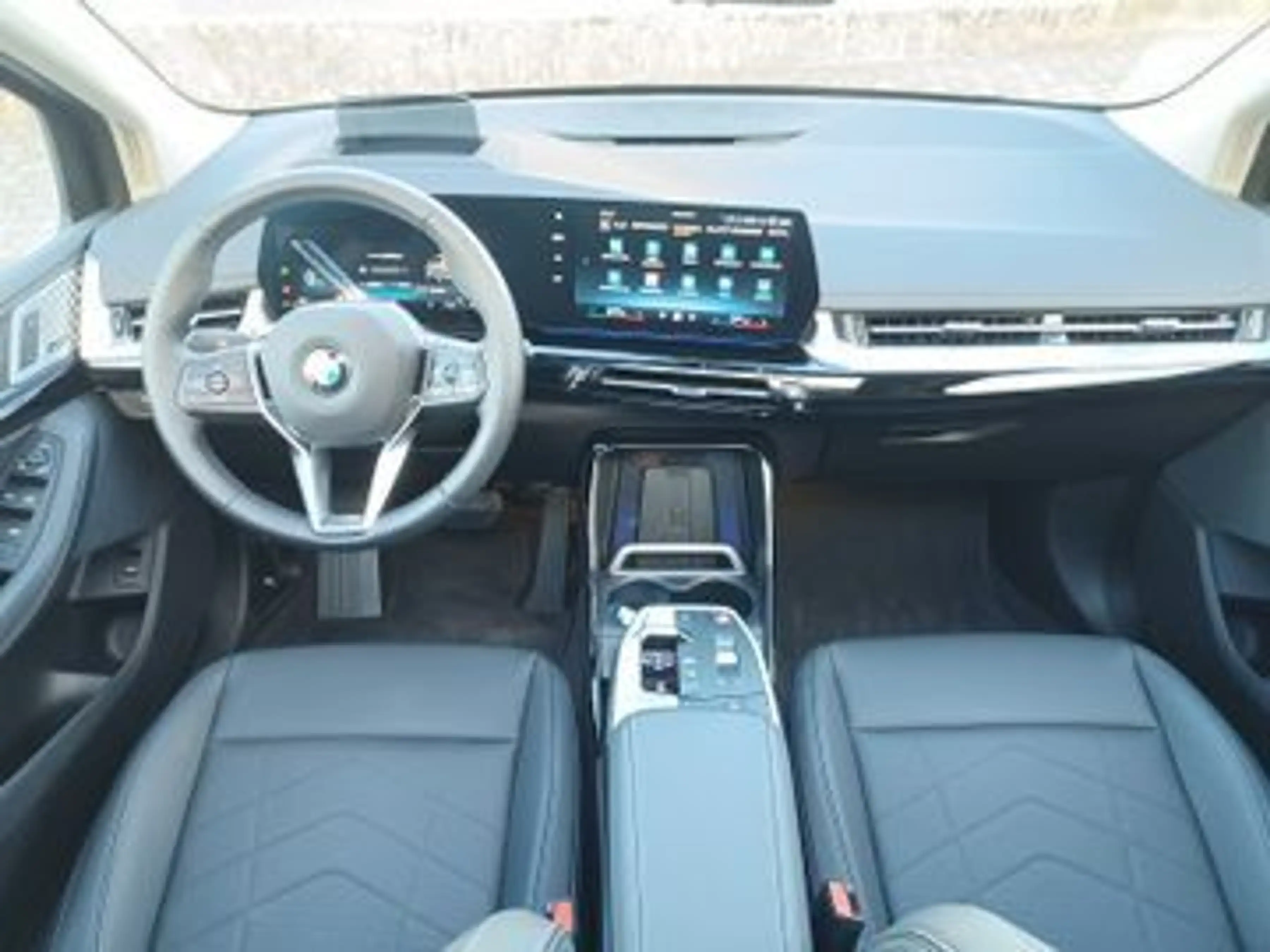 BMW 218 i Active Tourer Luxury Line ACC+ HUD Pano 3DV — photo 8