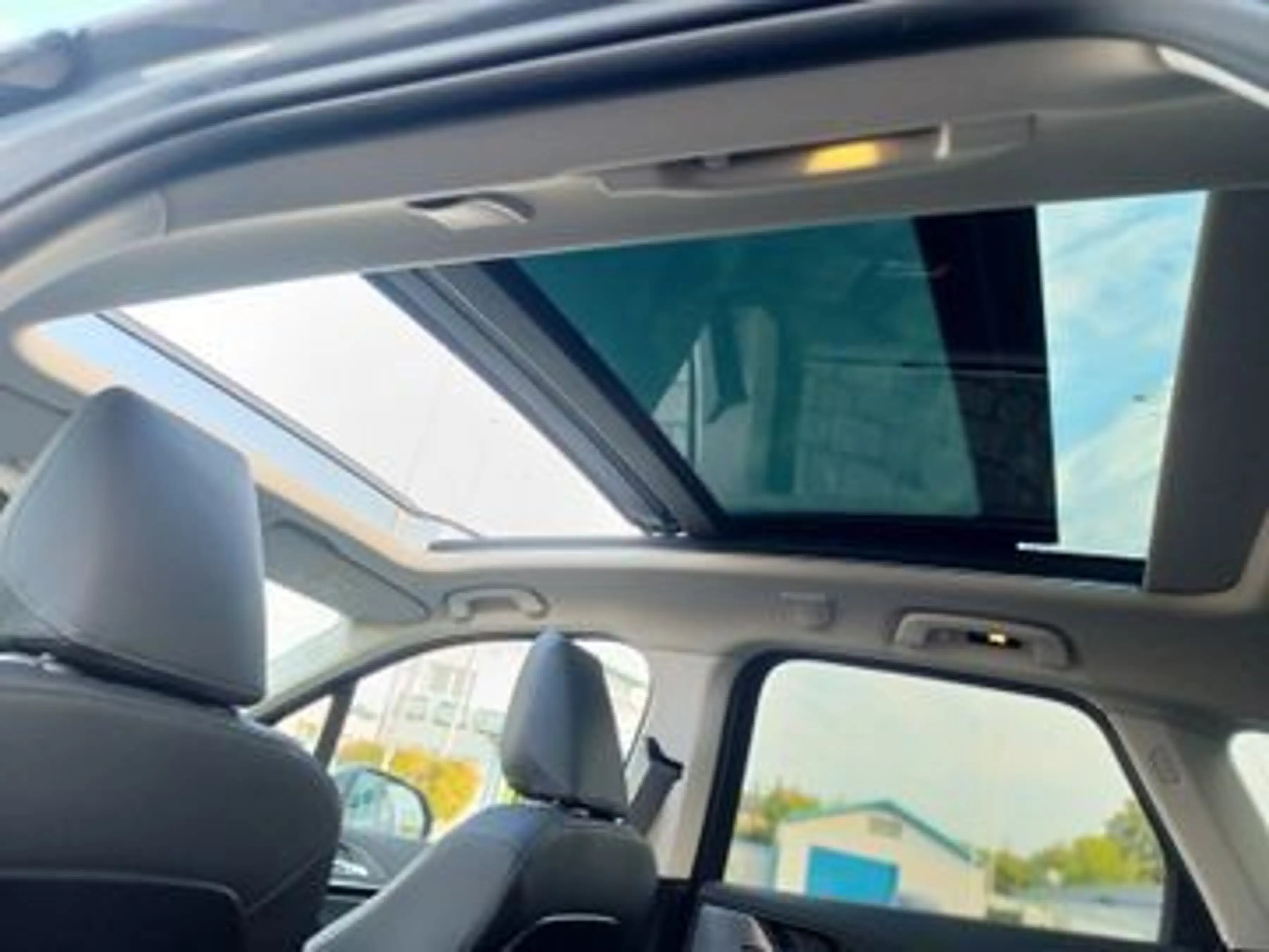 BMW 218 i Active Tourer Luxury Line ACC+ HUD Pano 3DV — photo 15