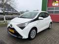 Toyota Aygo 1.0 VVT-i x-play FACELIFT Blanc - thumbnail 1