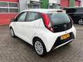 Toyota Aygo 1.0 VVT-i x-play FACELIFT Blanc - thumbnail 4