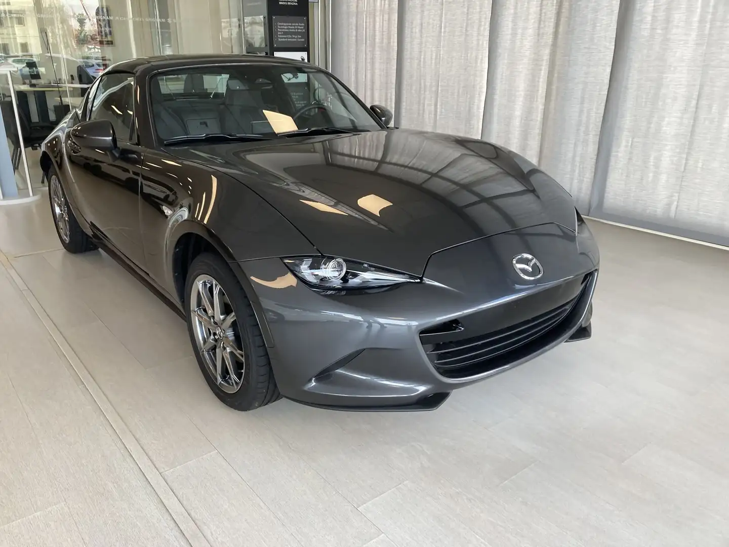 Mazda MX-5 MX-5 1.5L Skyactiv-G RF Exclusive-Line - 1