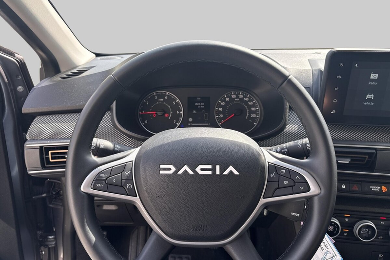 Dacia Sandero Stepway Expression TCe 90 PDC Camera — photo 10