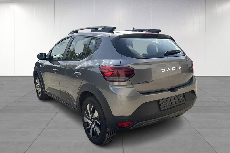 Dacia Sandero Stepway Expression TCe 90 PDC Camera — photo 3