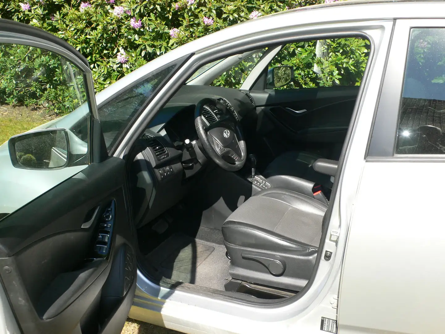 Hyundai iX20 ix20 1.6 AutomatikComfort Zilver - 2