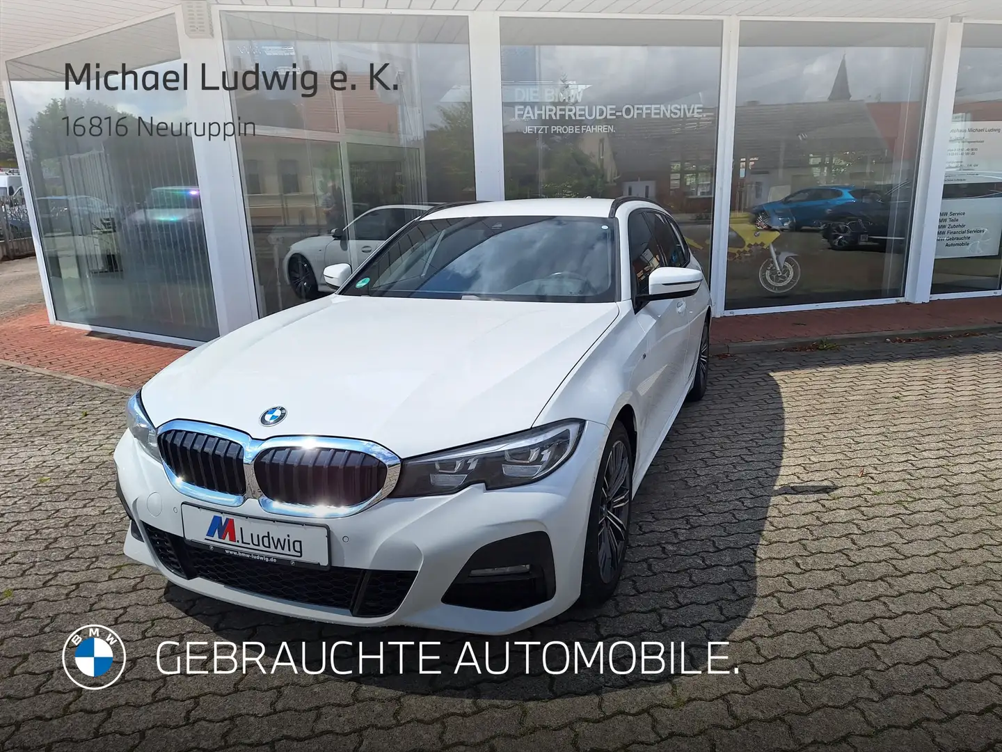 BMW 320 d Touring M Sport HiFi DAB LED WLAN RFK Shz Wit - 1