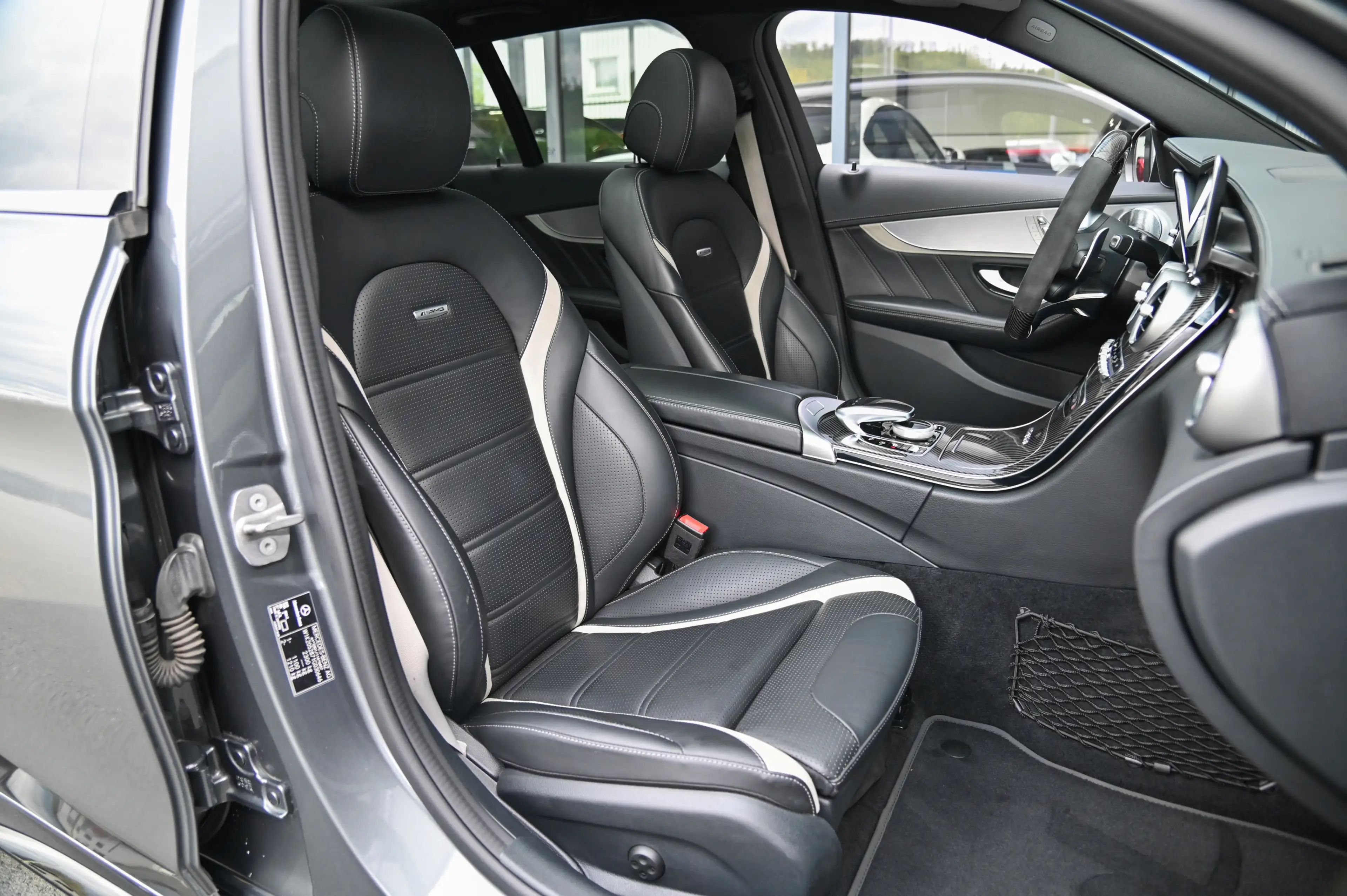 Mercedes-Benz C 63 AMG S T COMAND* Widescreen* Pano* Keramik* — photo 13