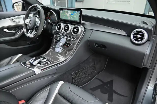 Mercedes-Benz C 63 Amg view 11