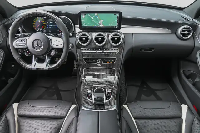 Mercedes-Benz C 63 Amg view 10
