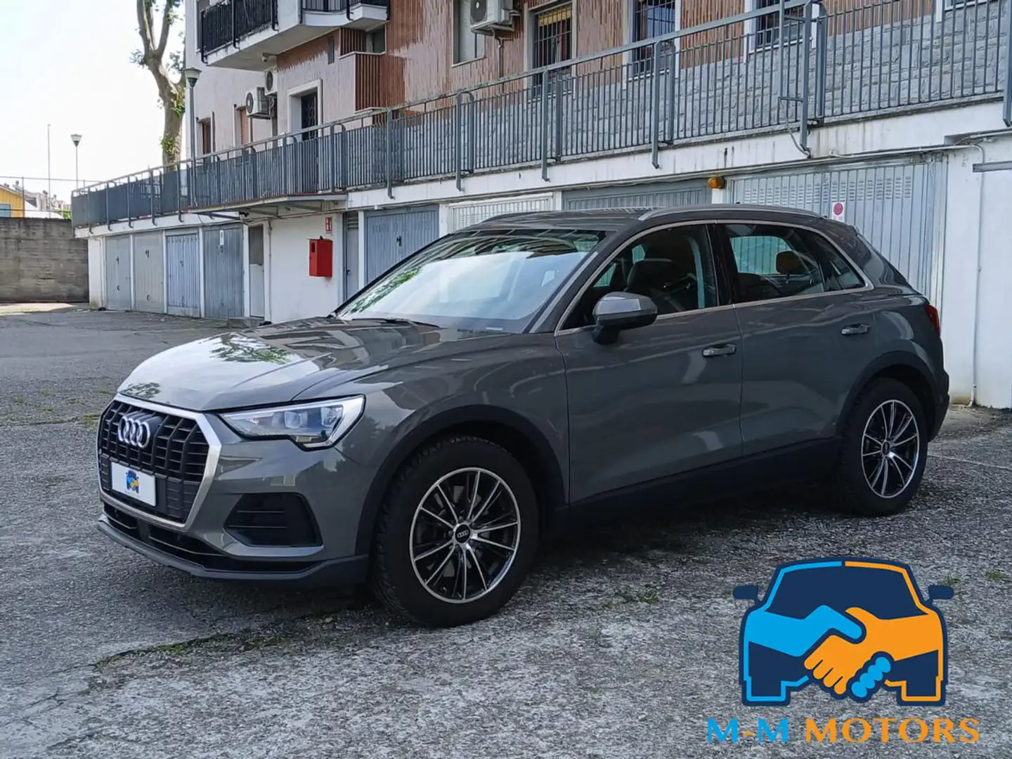 Audi Q3 40 TFSI quattro S tronic Business Grigio - 1