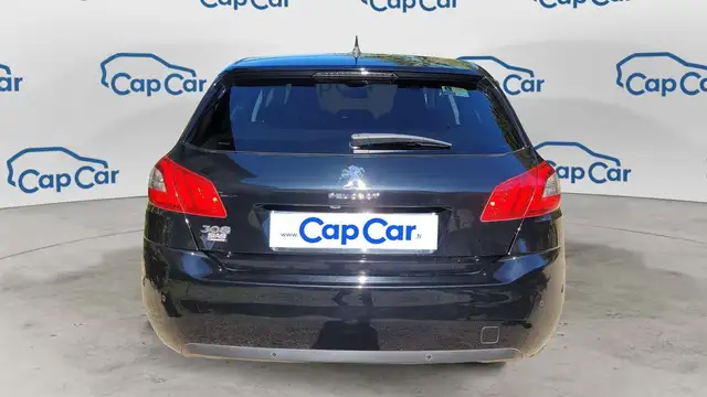 Peugeot 308 view 3