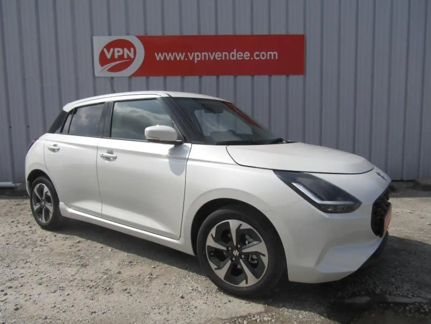 Suzuki Swift 1.2 Dualjet Hybrid 83ch Pack Blanc - 1