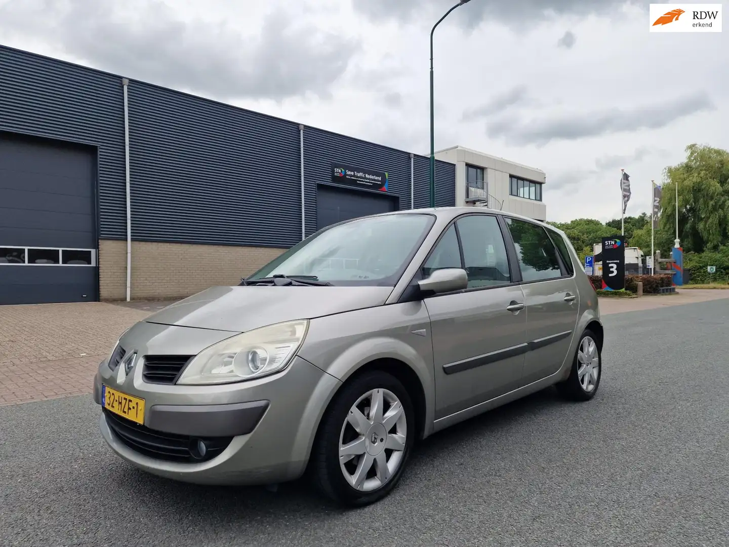 Renault Scenic 1.6-16V Privilège LPG CRUISE TREKHAAK AIRCO 6BAK Grijs - 1