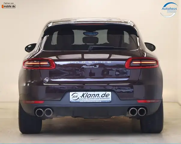 Porsche Macan view 7
