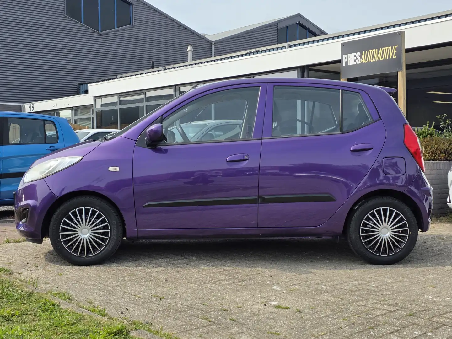 Hyundai i10 1.2 i-Drive | AUTOMAAT Burdeos - 2