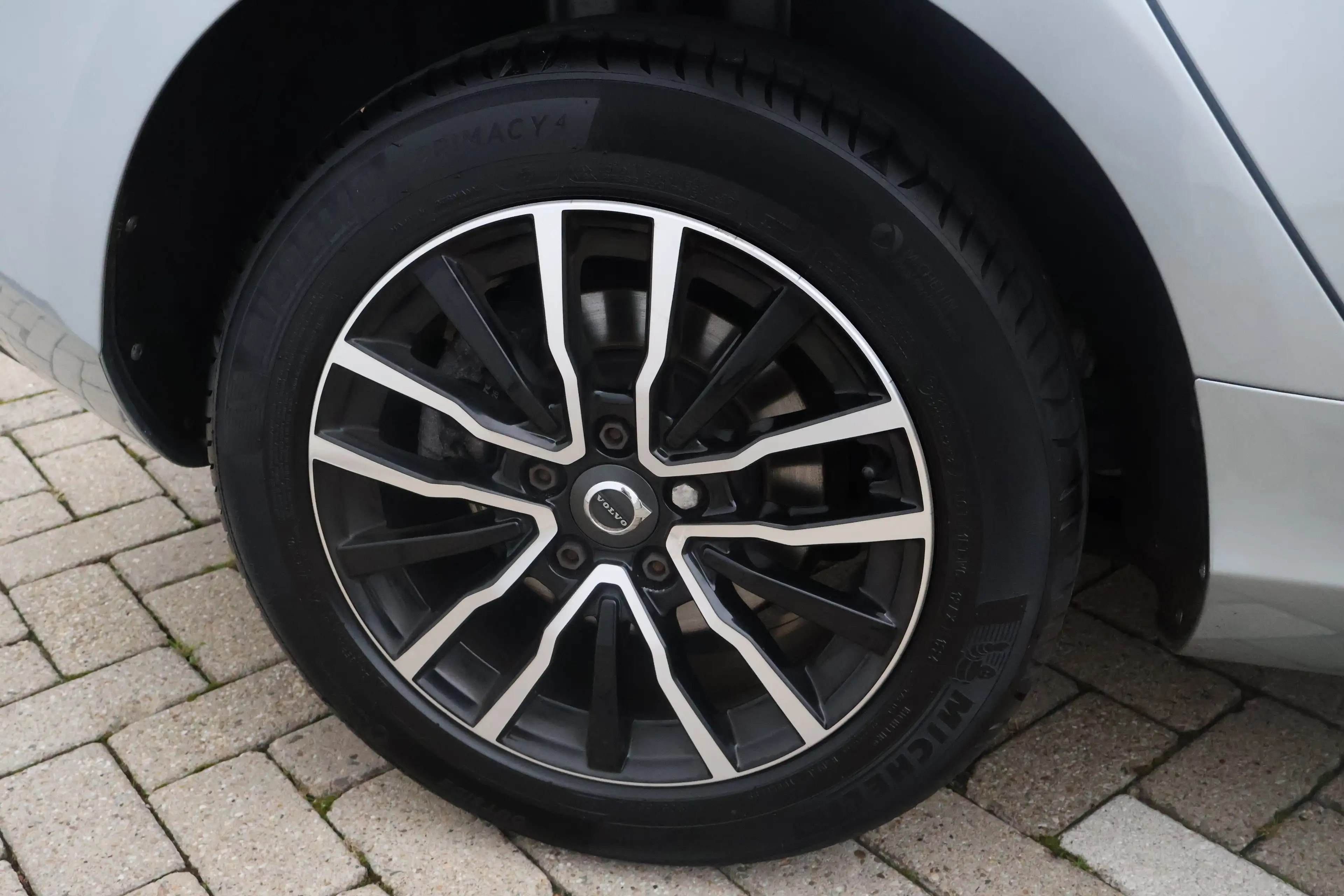 Volvo V40 T3 Polar | Achteruitrijcamera | Full LED | Stoelve — photo 33