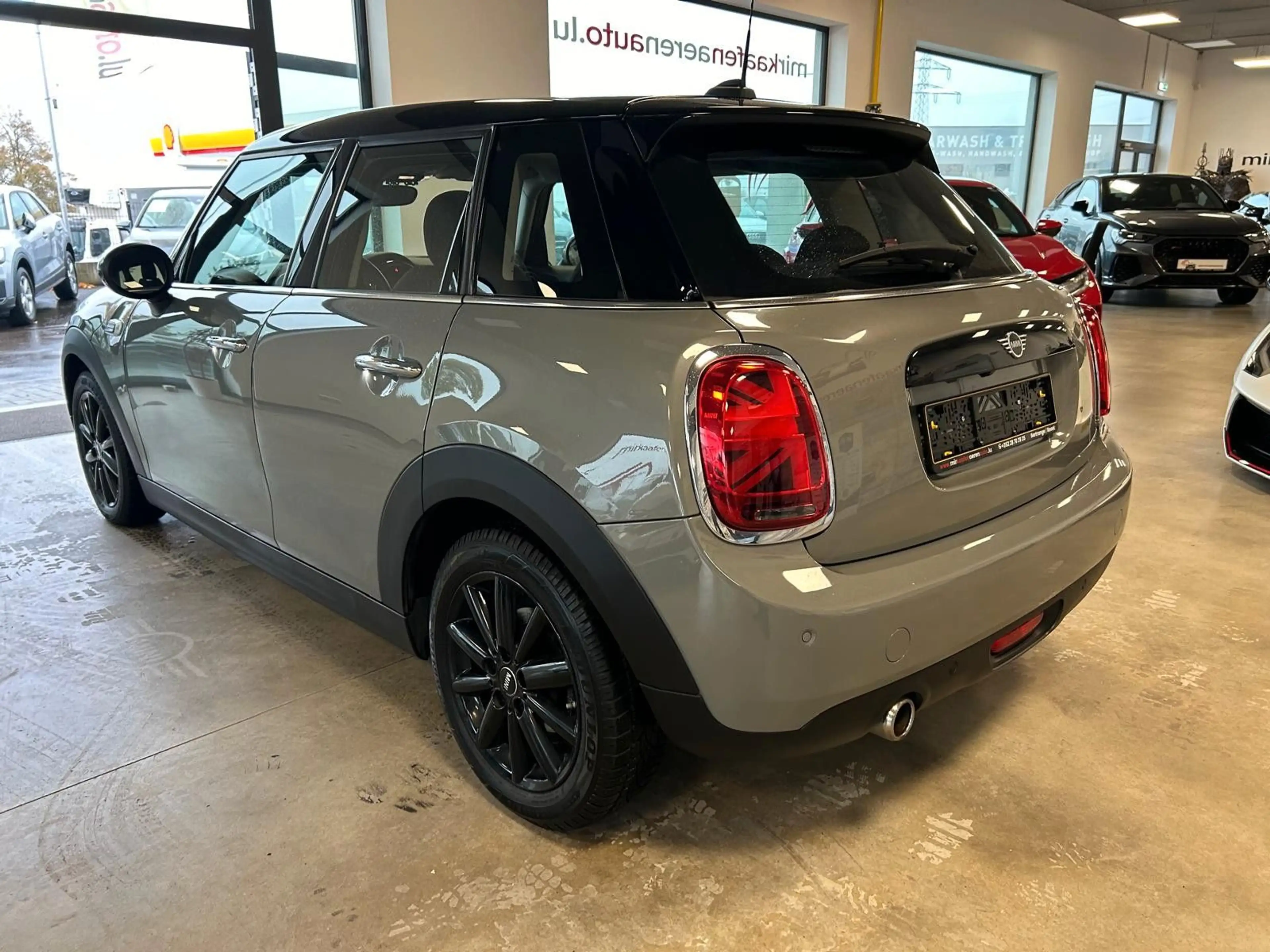 MINI Cooper D **NAVI**LEDER**SHZ**R-KAMERA** — photo 5