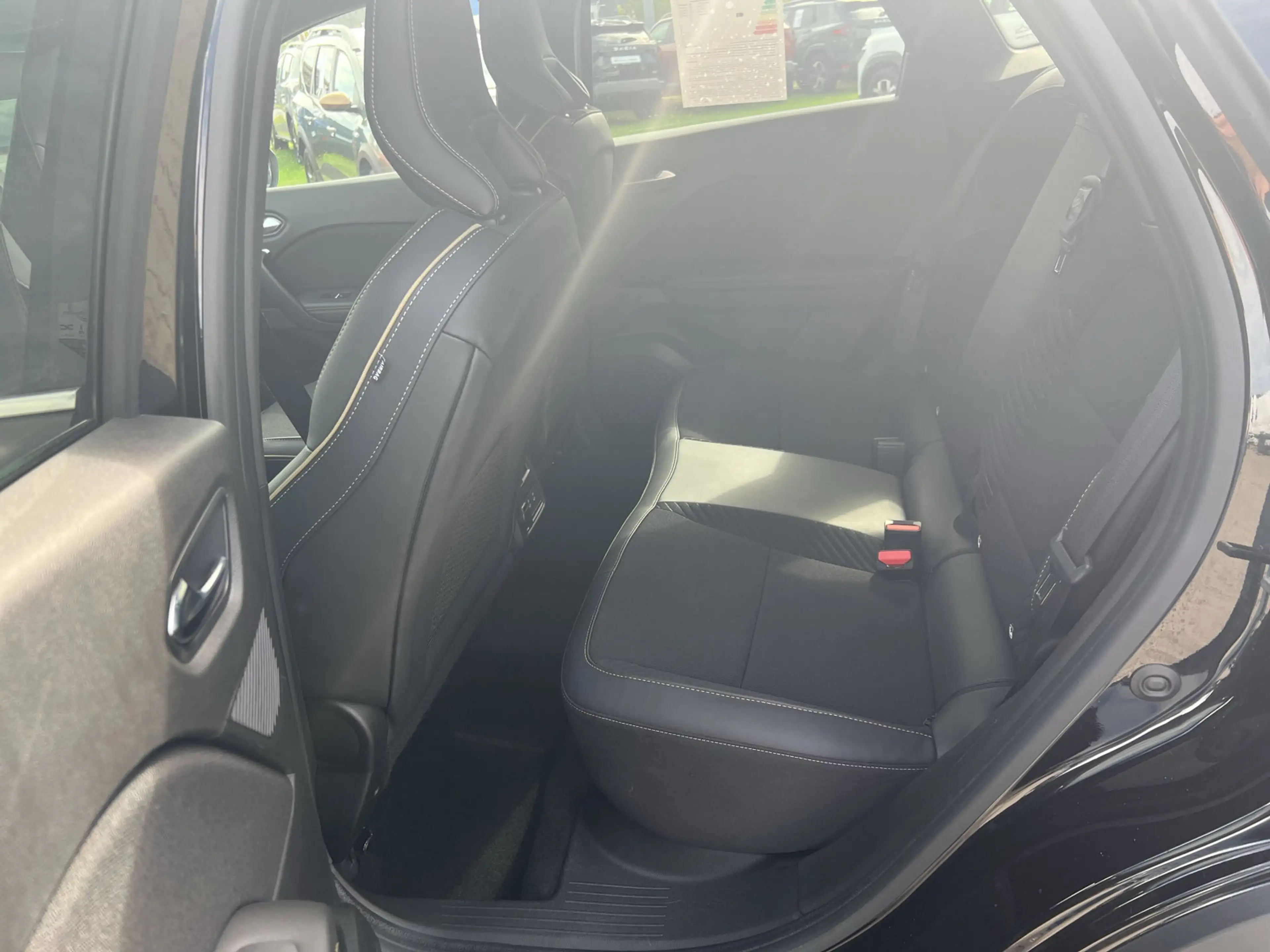 Renault Symbioz E-Tech Full Hybrid 145 Iconic GJR+360° Kamera+LED — photo 10