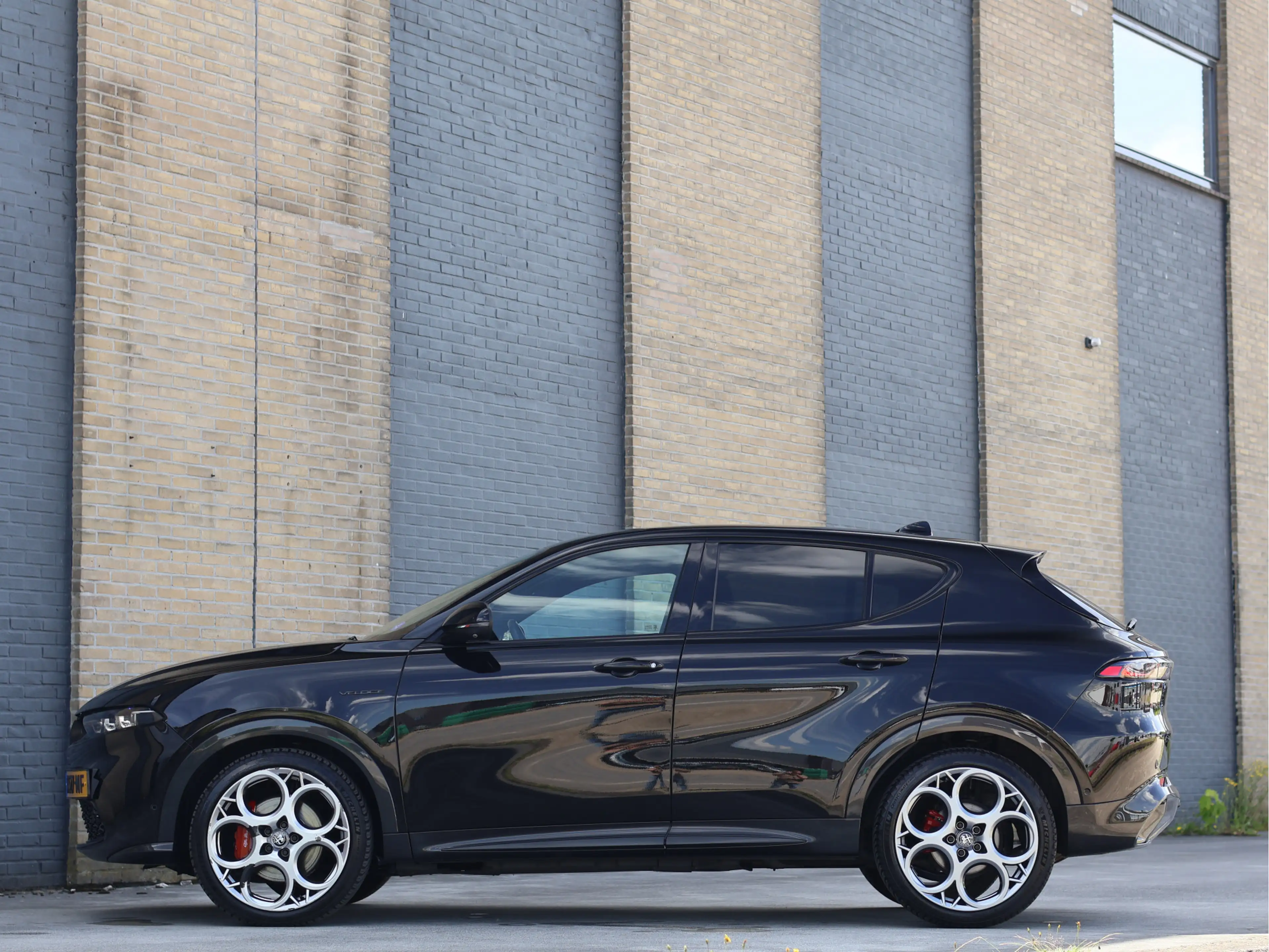 Alfa Romeo Tonale 1.5T Hybrid Veloce 160PK Alcantara | 360 Camera | — photo 5