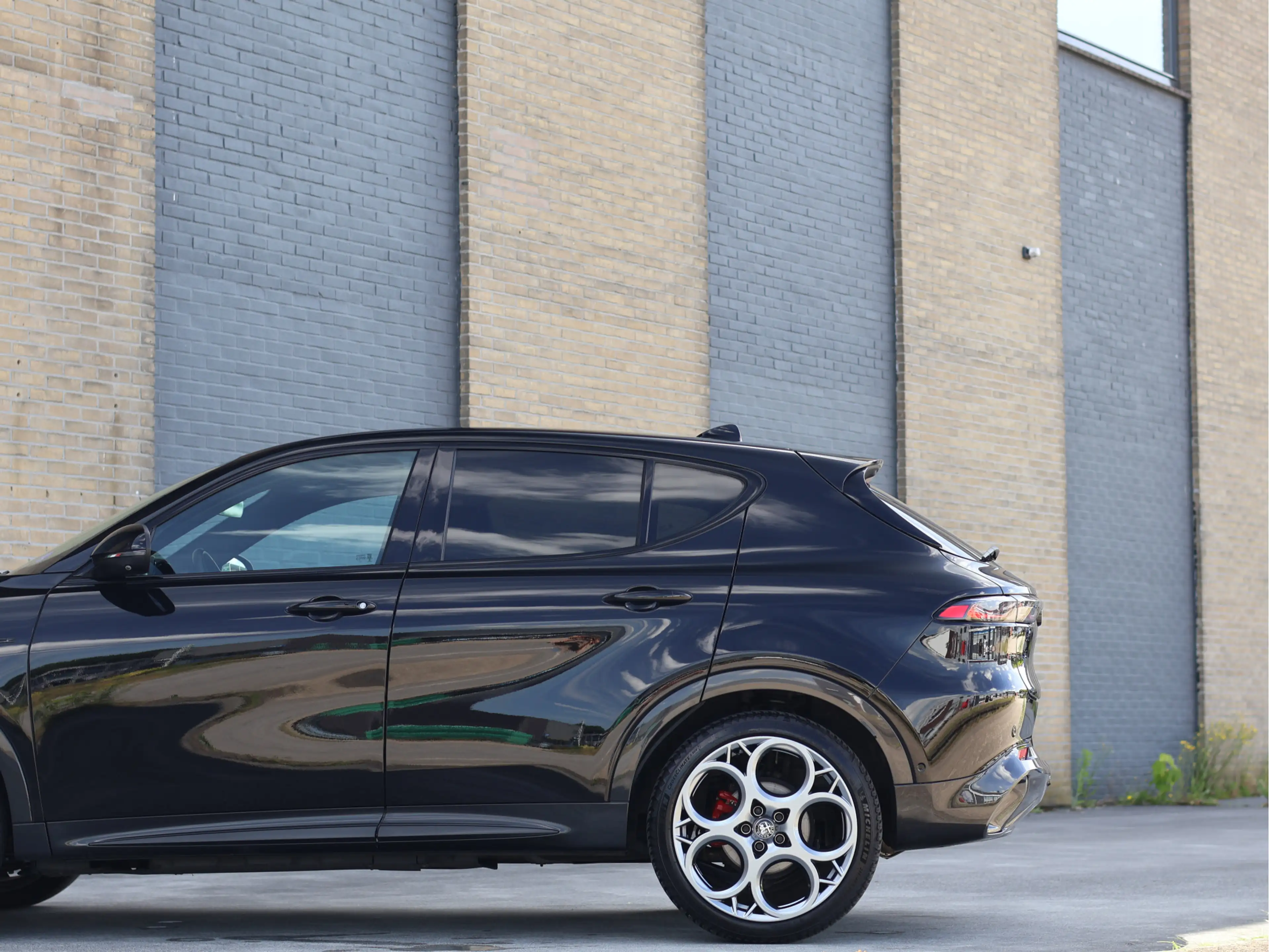 Alfa Romeo Tonale 1.5T Hybrid Veloce 160PK Alcantara | 360 Camera | — photo 9