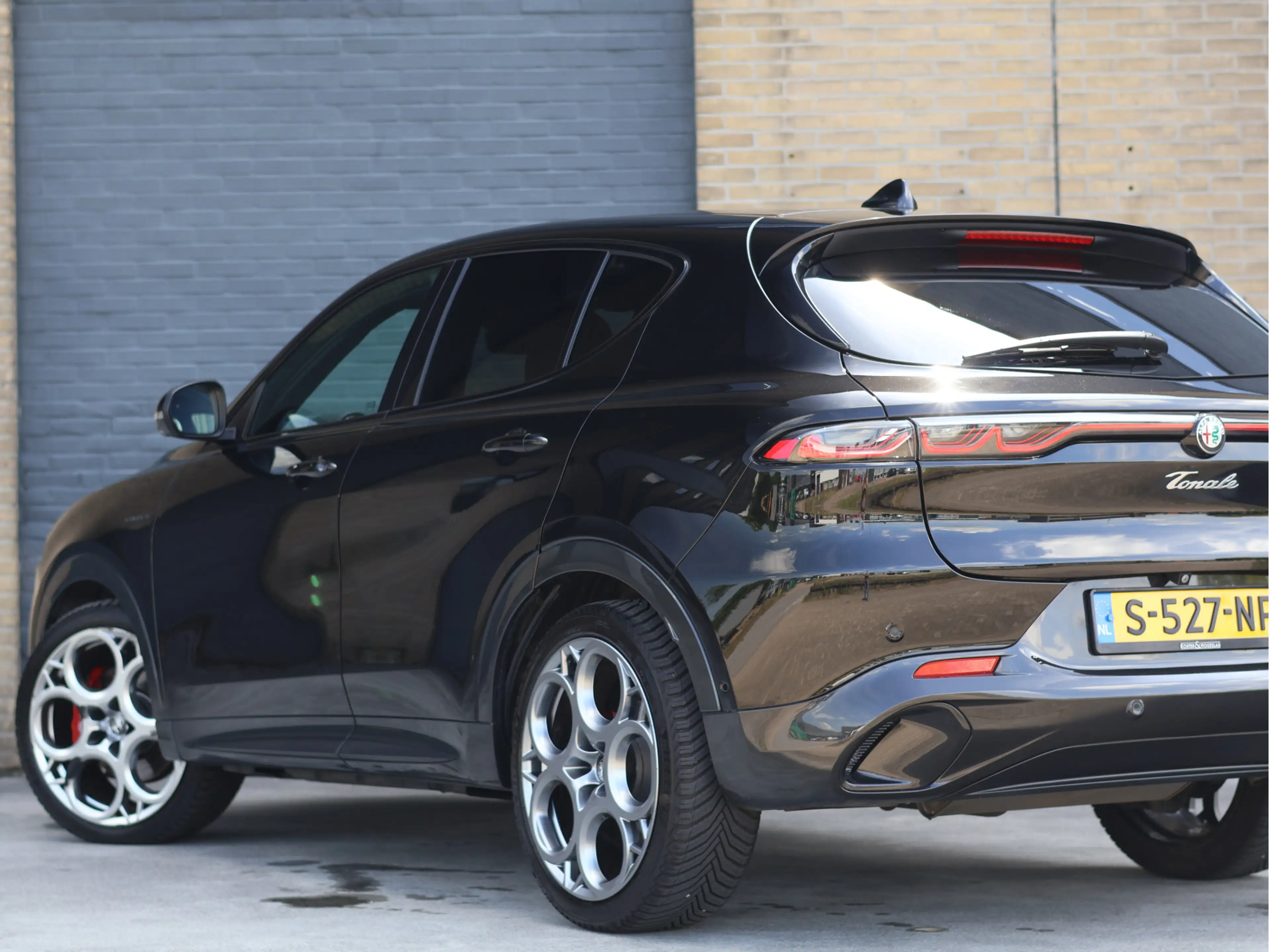 Alfa Romeo Tonale 1.5T Hybrid Veloce 160PK Alcantara | 360 Camera | — photo 6