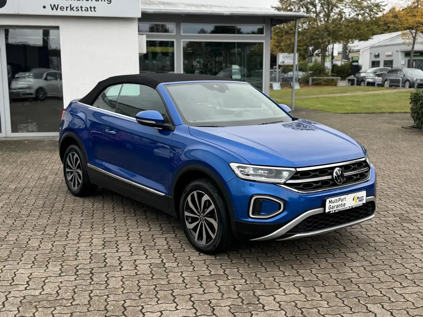 Volkswagen T-Roc Cabriolet 1.0 TSI Style IQ.Light Matrix Bleu - 2