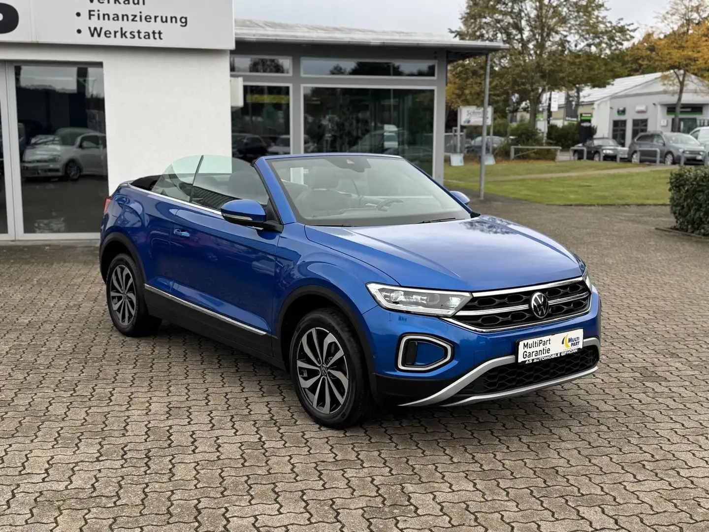 Volkswagen T-Roc Cabriolet 1.0 TSI Style IQ.Light Matrix Bleu - 1