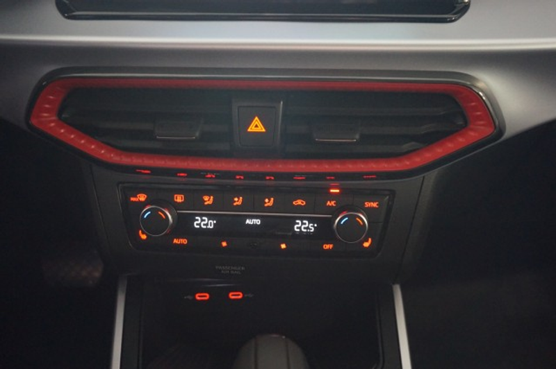 SEAT Arona ARONA 1,5 TSI FR DSG NAVI DINAMICA RFK ACC SHZ — photo 9