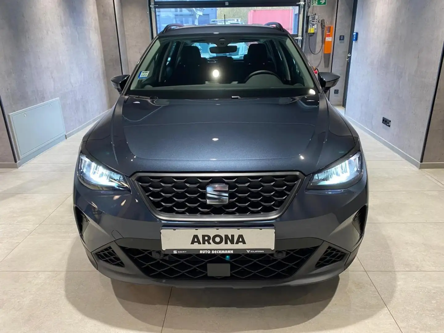 SEAT Arona Style Edition 1.0 TSI 85kW (116PS) 7-Gang DSG 37 Grau - 2