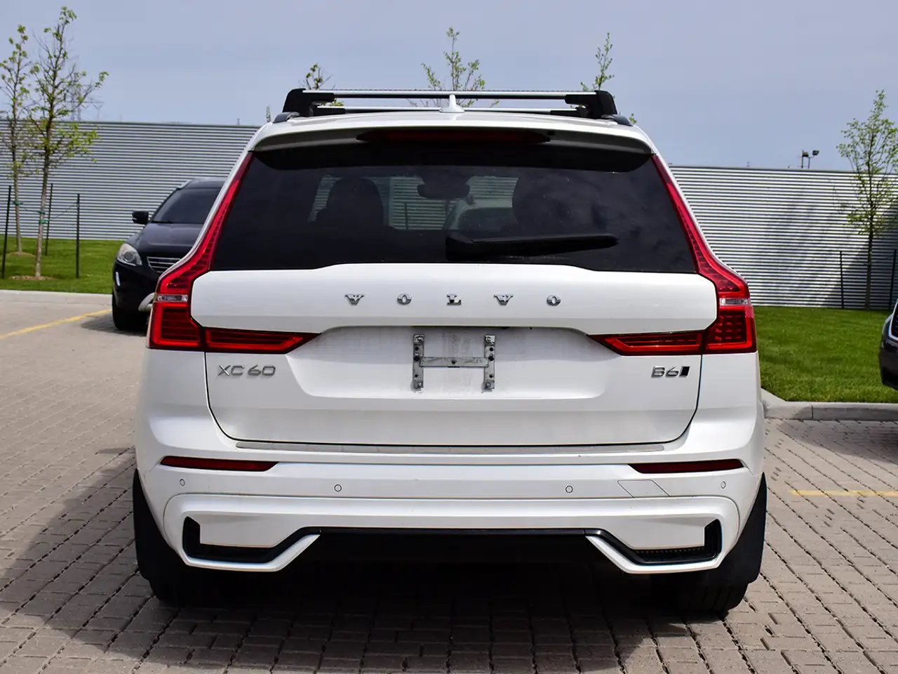 Volvo XC60 снимка Volvo XC60